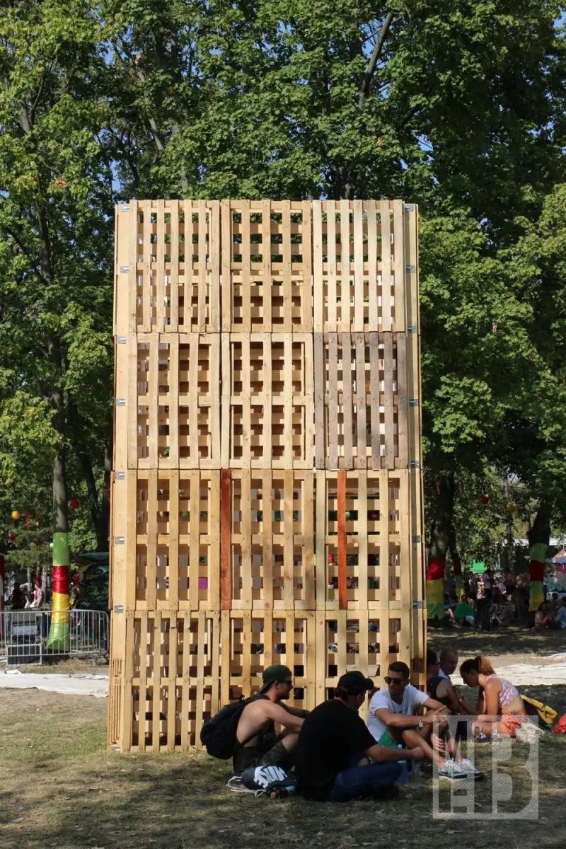 Kaplnka na hudobnom festivale UPRISING 2017